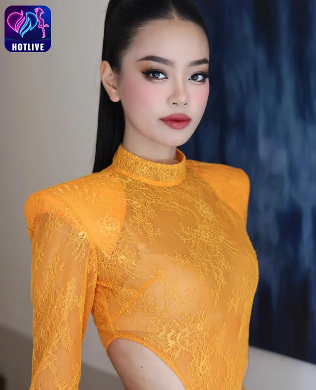 Bùi Khánh Linh-hotlive 